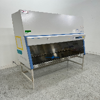 Thermo 1300 Series A2 6' BioSafety Cabinet image 0
